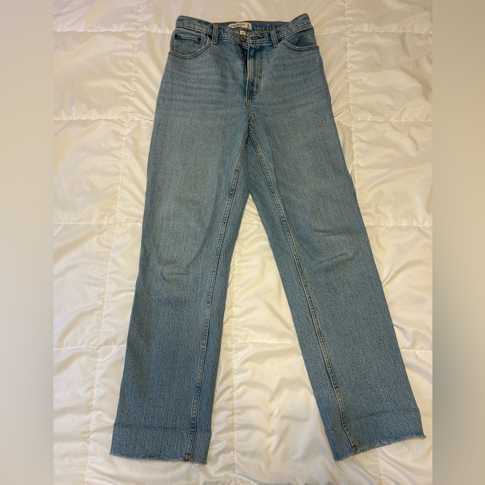 Abercrombie & Fitch Curve Love The 90’s Straight Jeans Ultra High Rise
